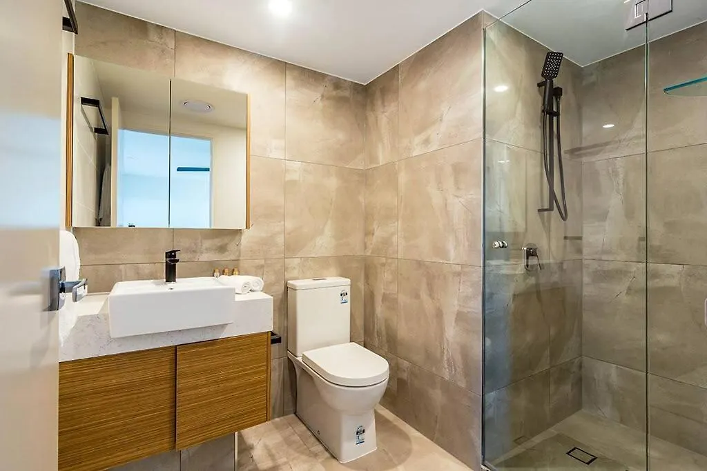 Slick 1 Bedroom + Carpark Apartment - Walk To City Brisbane Austrália